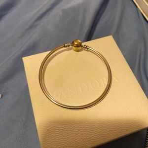 Pandora 14k gold clasp with silver bangle 17cm
